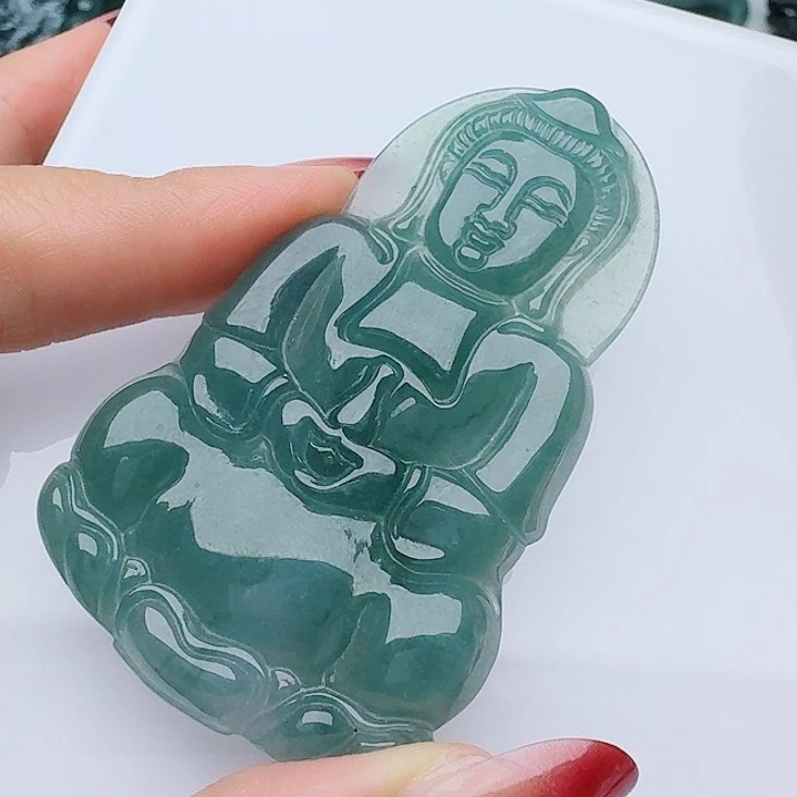 颈饰未镶嵌翡翠天然的A货翡翠多样性发其一