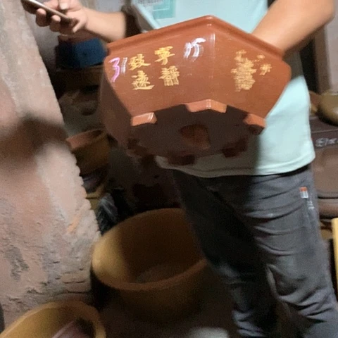 紫砂花盆手工制作