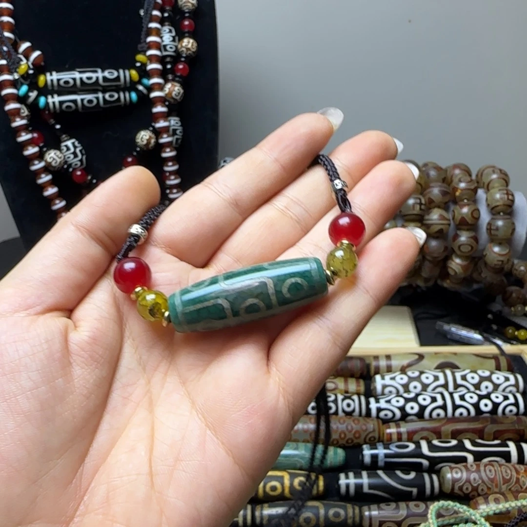 玛瑙/玉髓合金颈饰