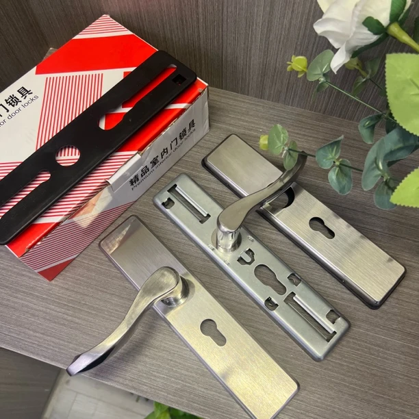 （拍一发十）A02不锈钢室内门傻瓜式安装可调节孔距双拉簧室内门锁