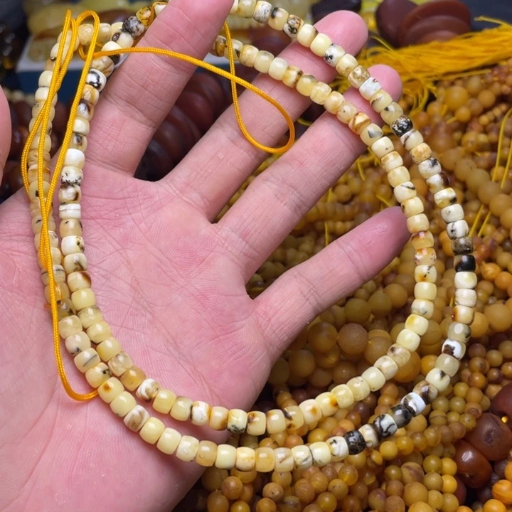 未镶嵌琥珀珠宝奇石