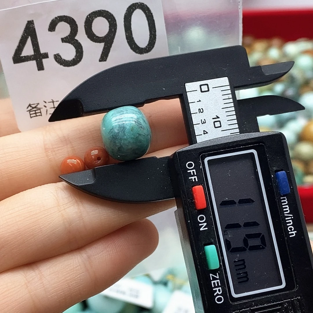 颈饰未镶嵌南红玛瑙