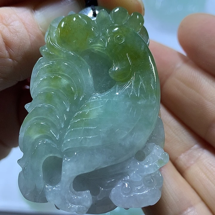 翡翠未镶嵌颈饰天然翡翠A货吊坠