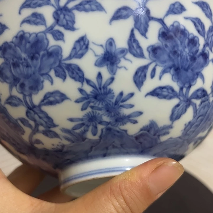 人***味一个青花纹饰大碗