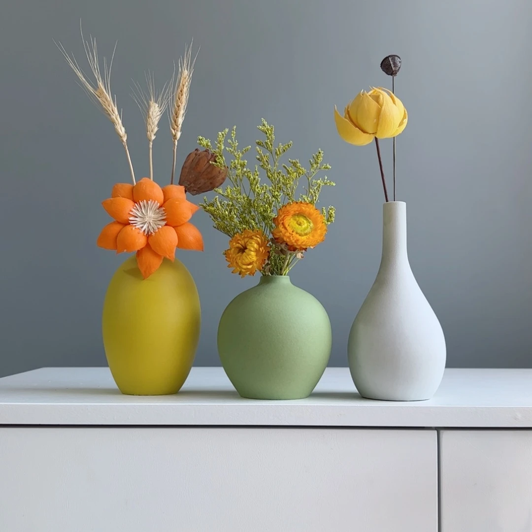 摆件陶瓷小花瓶摆件含花总高约20-30cm