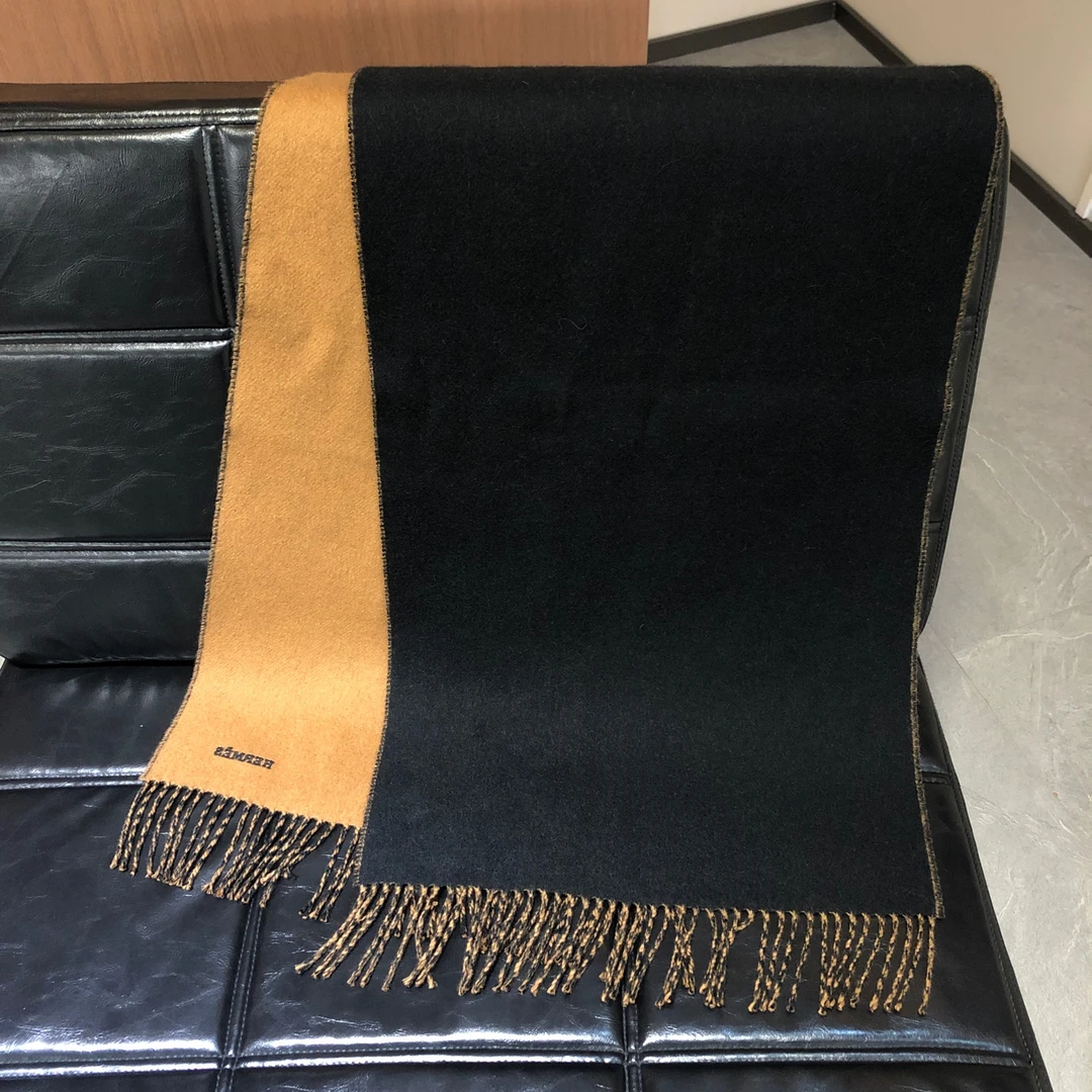 99新 Hermes/爱马仕 双面围巾成色看直播 GSH1830