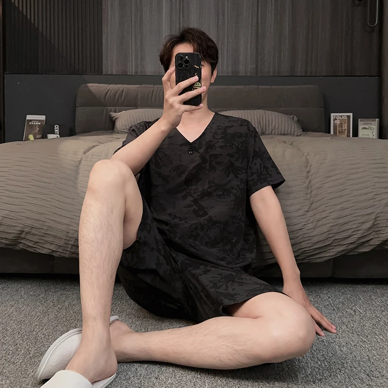 高级感轻奢风男士睡衣短袖短裤冰丝夏季薄款可外穿V领家居服套装