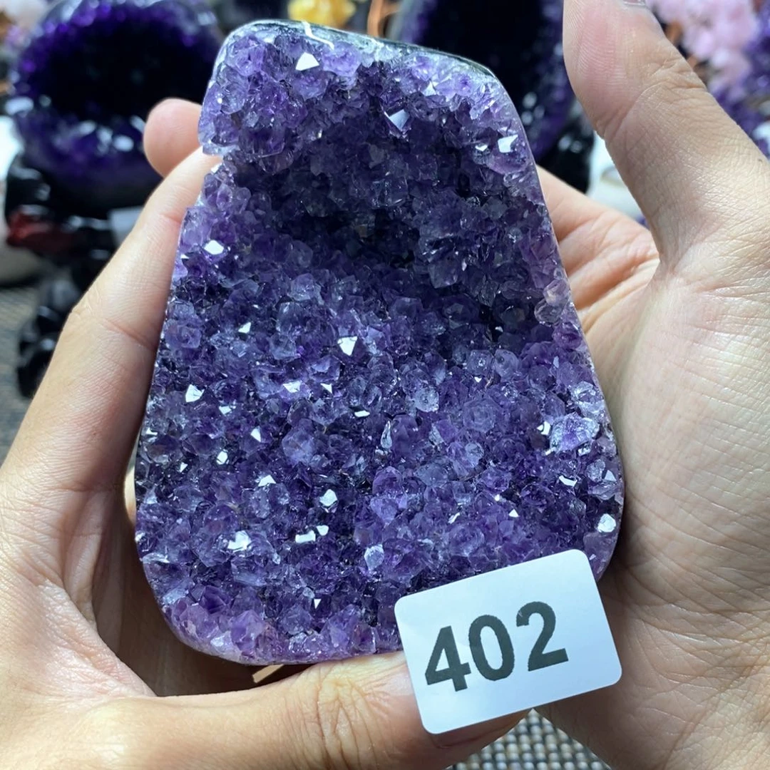 紫晶未镶嵌大型摆件（非配饰）