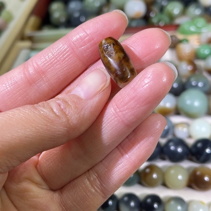 和田玉（糖玉）未镶嵌珠宝半成品