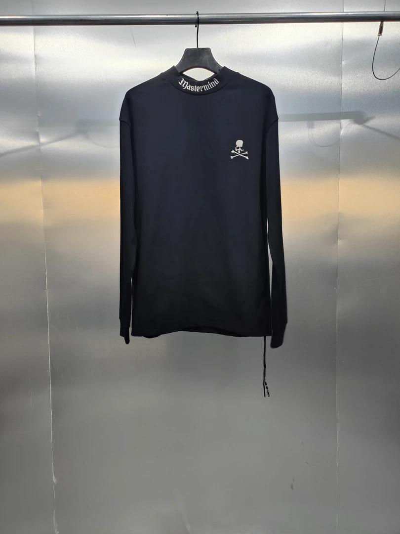 A05-11402-MM春秋款正面潮流刺绣骷髅头印花百搭圆领卫衣