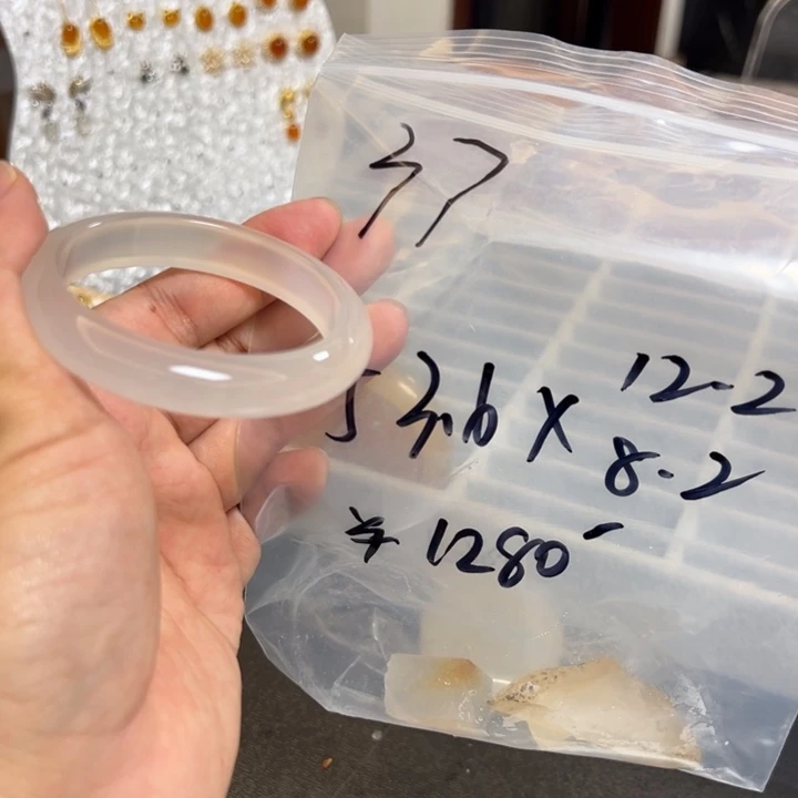 玛瑙/玉髓未镶嵌珠宝半成品