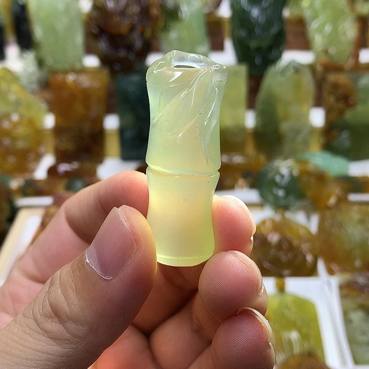 蛇纹石玉未镶嵌珠宝半成品