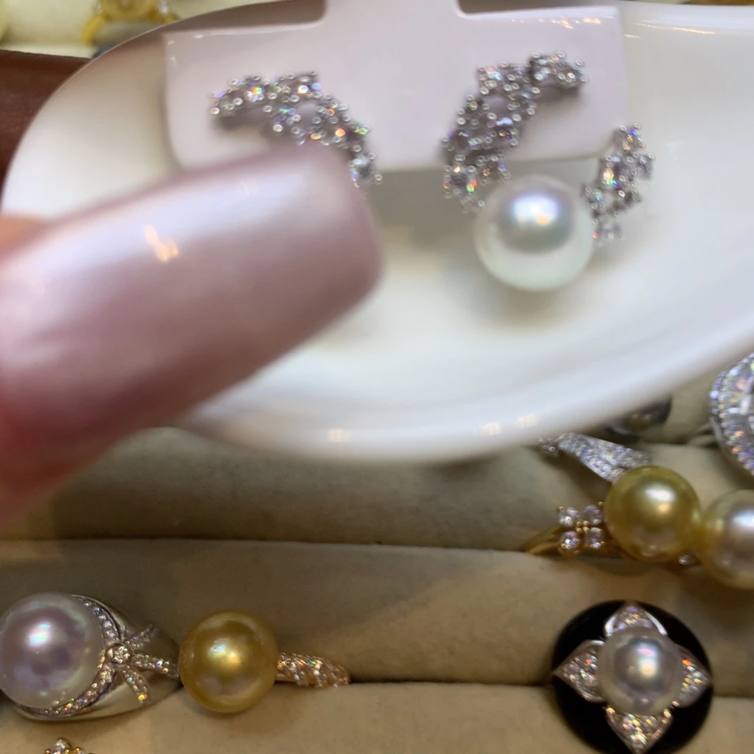 银S925镶嵌耳饰海水珍珠