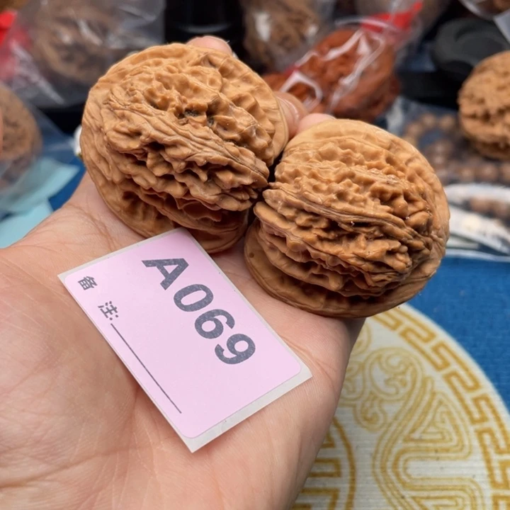 文玩核桃把件核桃