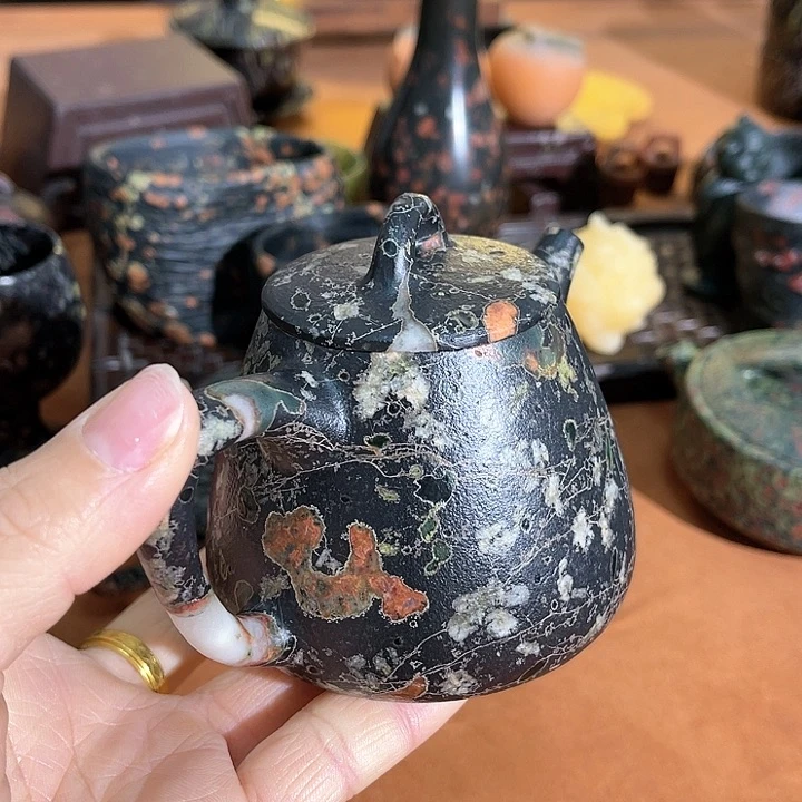 海**鱼天然梅花玉茶壶