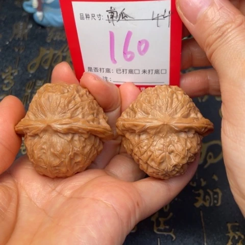 吊坠文玩核桃文玩的时候