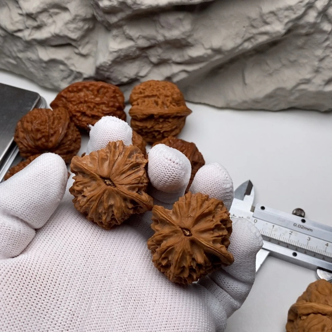 吊坠文玩核桃凤凰岭39.5