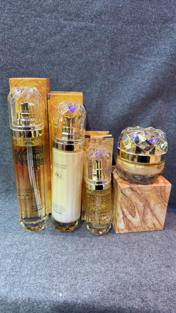 魅娜偲花漾臻颜护肤系列4件套