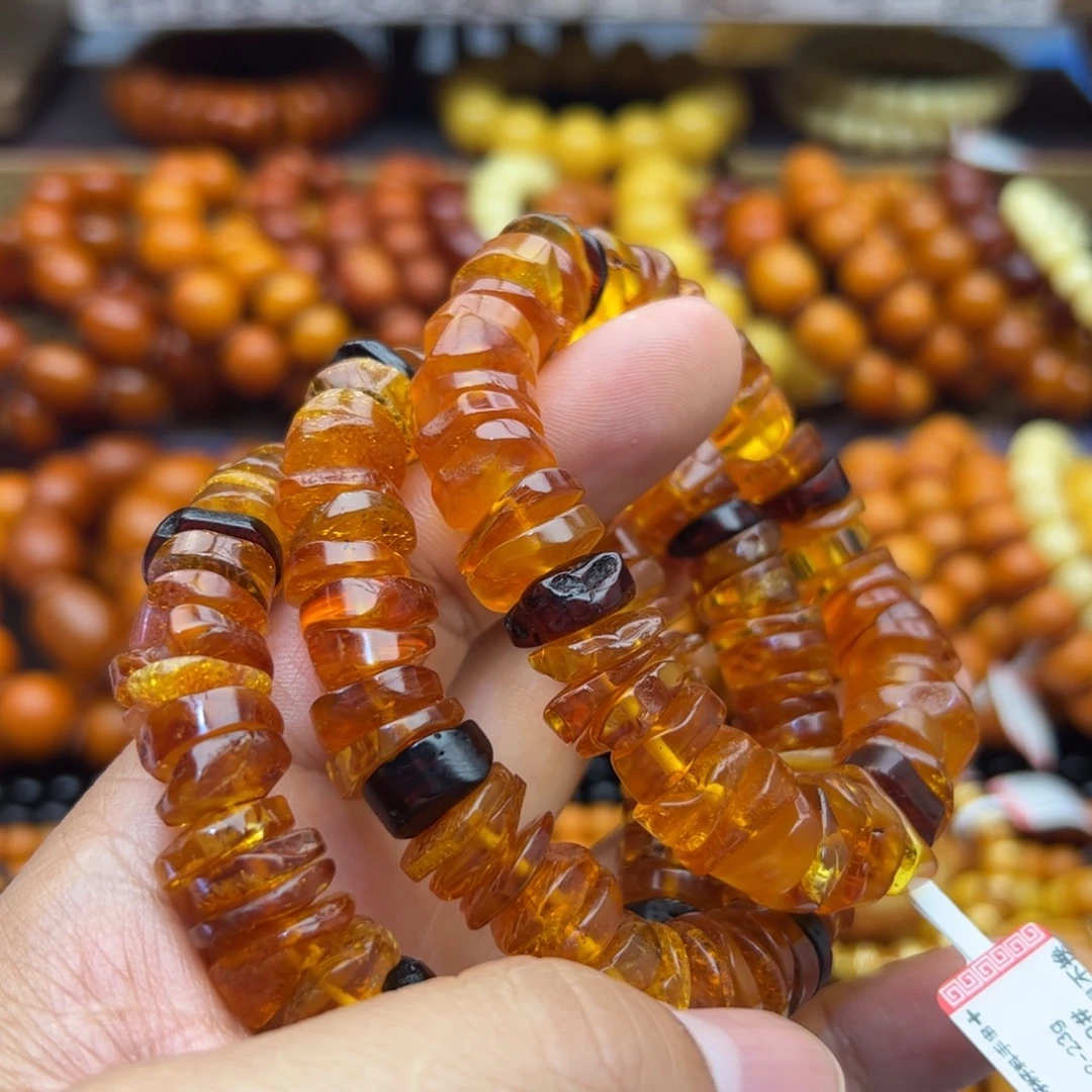 琥珀未镶嵌珠宝奇石多样性发其一