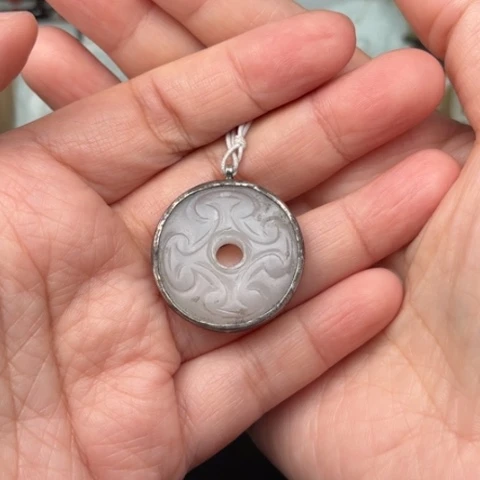 未镶嵌和田玉挂件刘*生