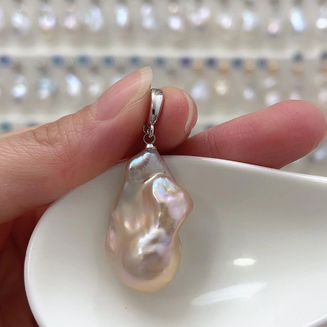 颈饰未镶嵌淡水珍珠