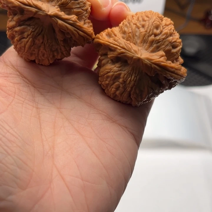 文玩核桃吊坠南疆46