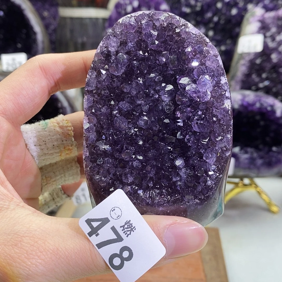 紫晶大型摆件（非配饰）未镶嵌