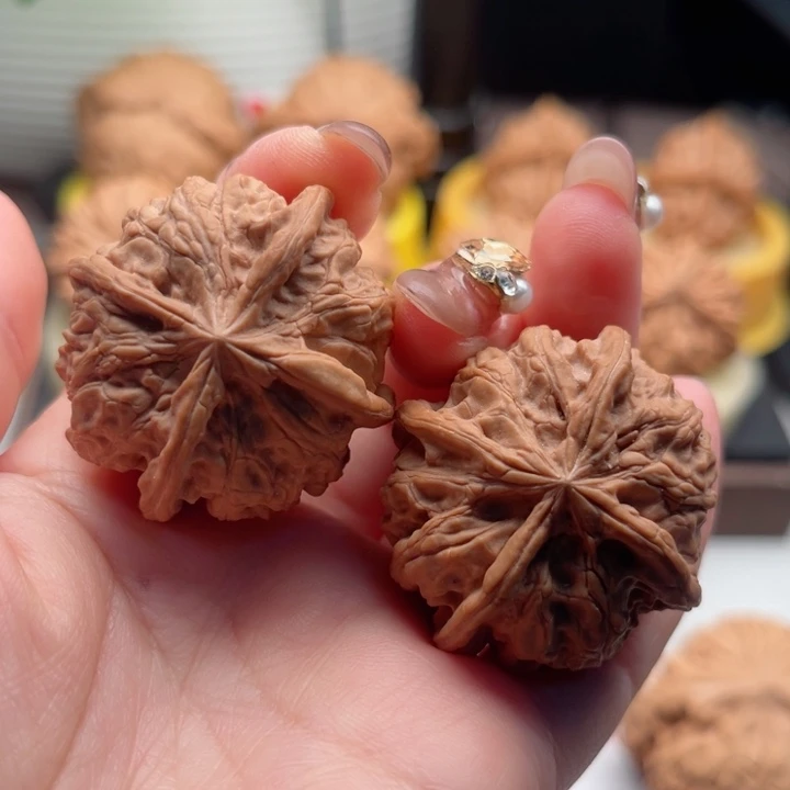 吊坠文玩核桃文玩核桃把件