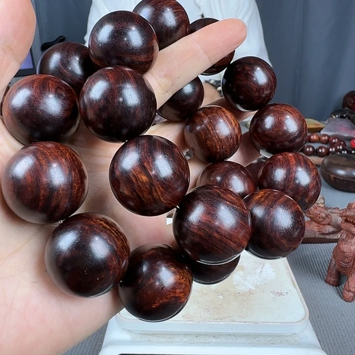 曹***茏檀香紫檀（小叶紫檀）20203两条