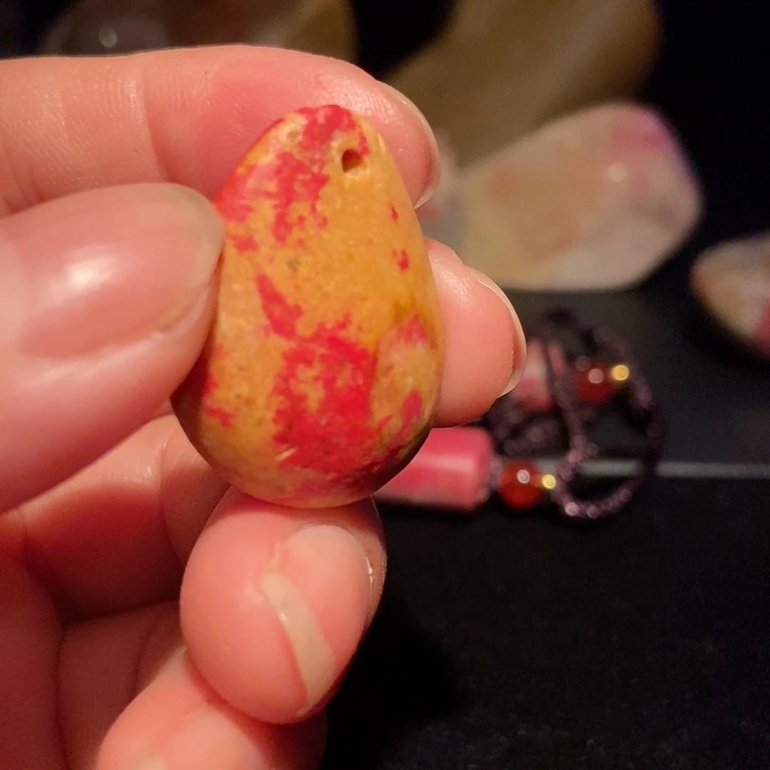 昌化鸡血石品质好挂件