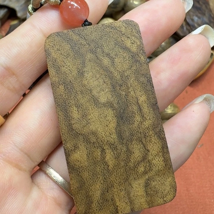 大叶紫檀（黑酸枝木类）