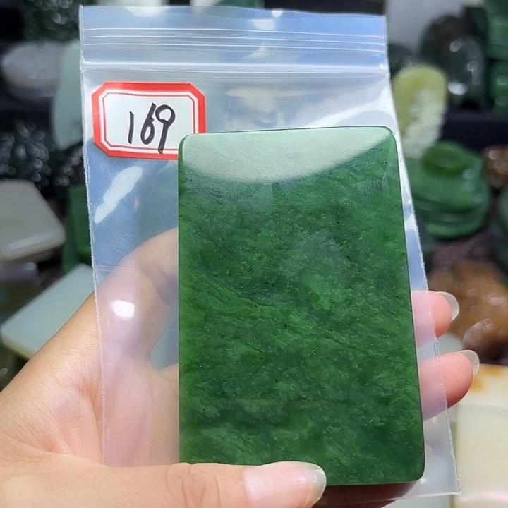 老***k和田玉未镶嵌珠宝半成品