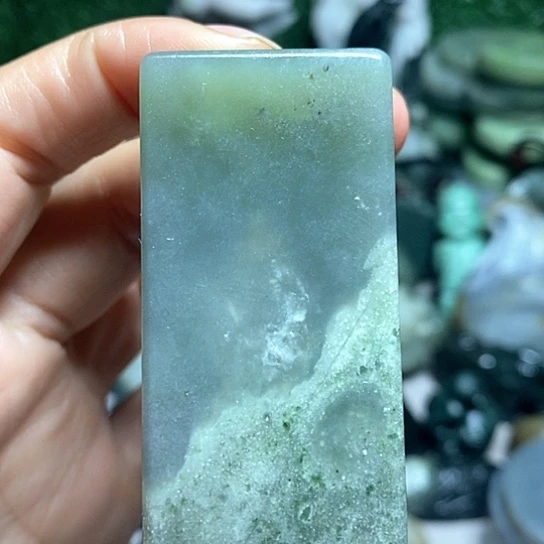 未镶嵌和田玉（糖玉）珠宝半成品