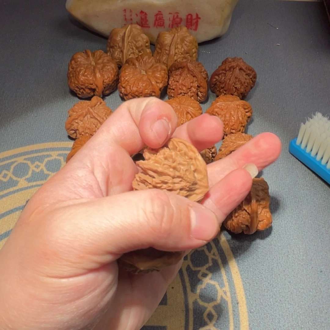 文玩核桃把件fhjkkiffff