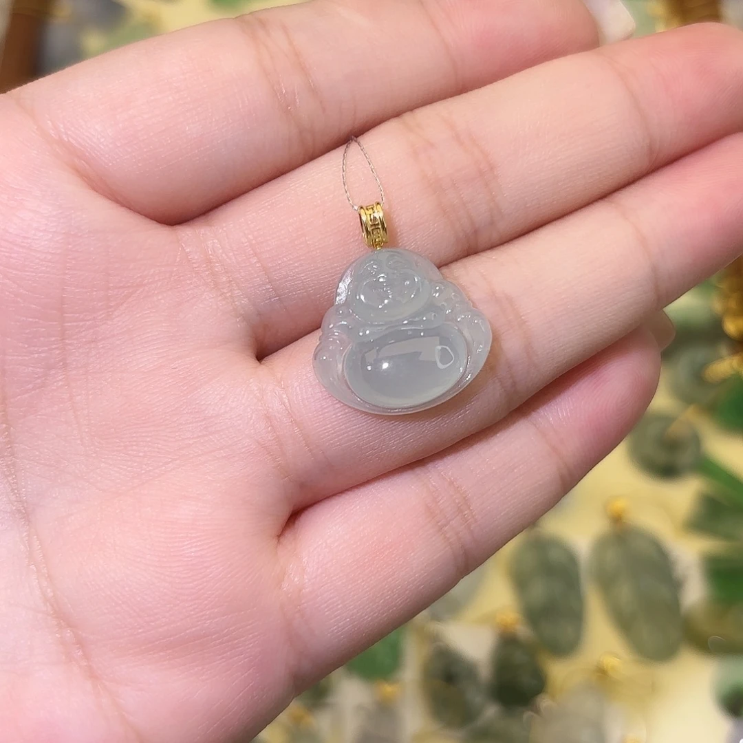 8***芋翡翠18K金镶嵌颈饰佛公
