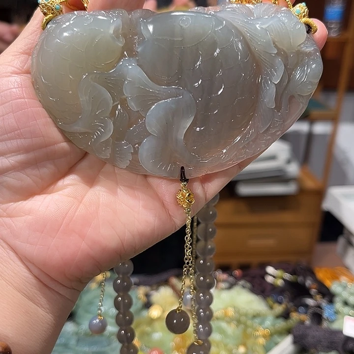 未镶嵌岫玉毛衣链