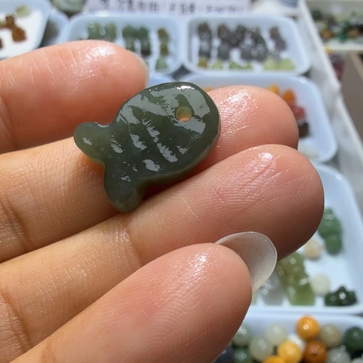 未镶嵌和田玉珠宝半成品