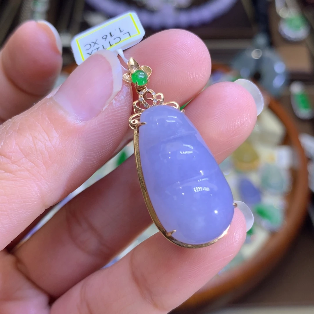 翡翠戒指18K金镶嵌翡翠