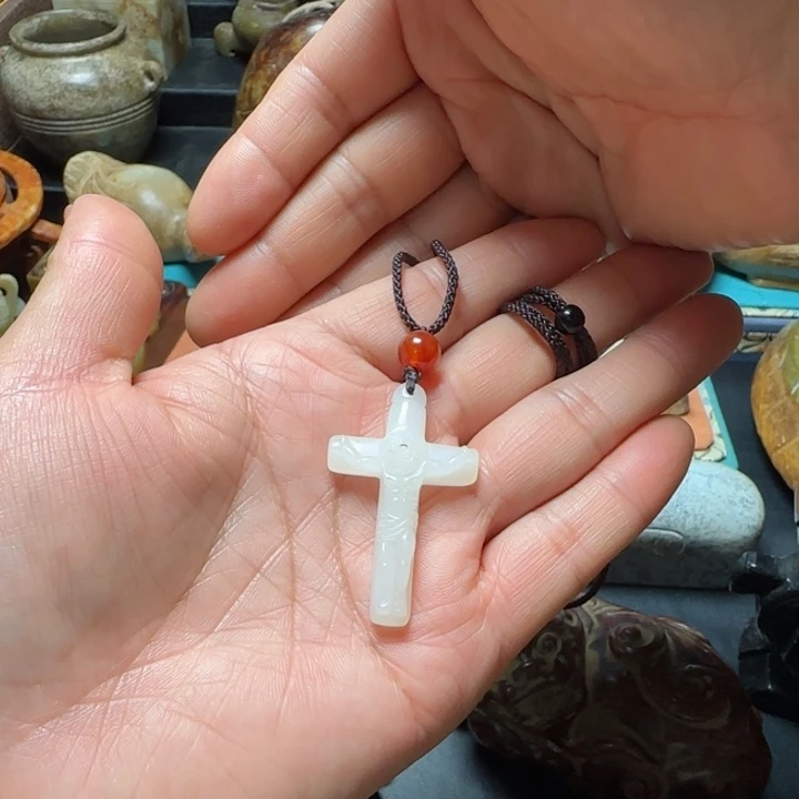 阳***笑未镶嵌和田玉挂件