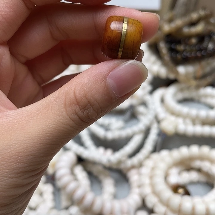 香榧木牦牛骨1.6汉堡珠