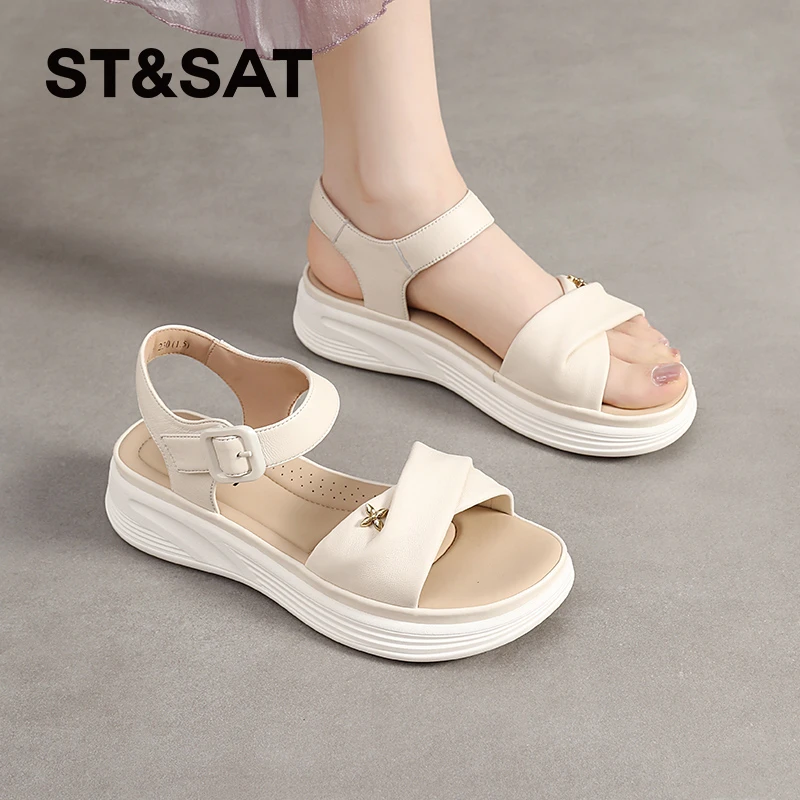 星期六平底凉鞋女夏季2025新款外穿法式绝美软底魔术贴运动沙滩鞋