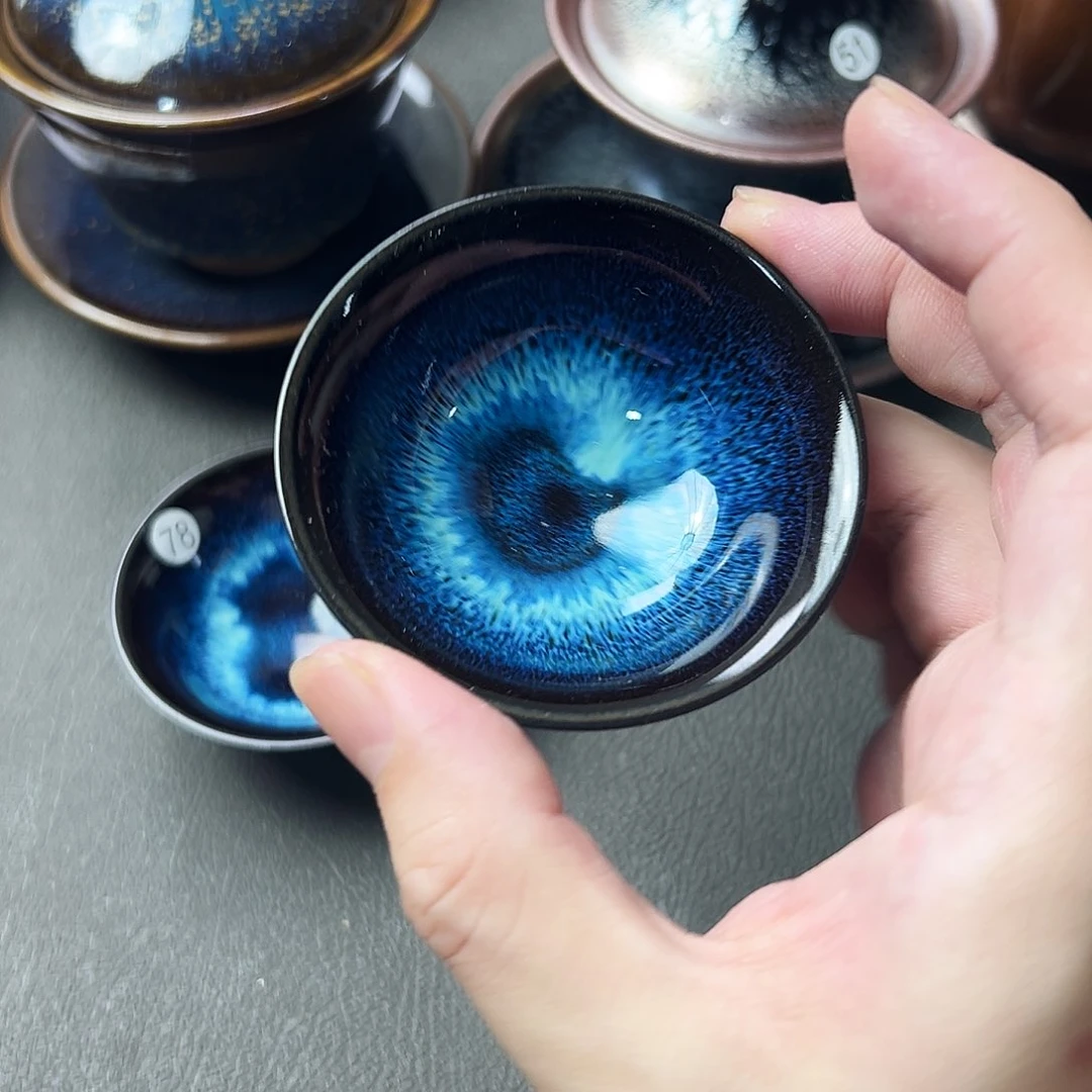 茶盏我是小猫啊哈喽我