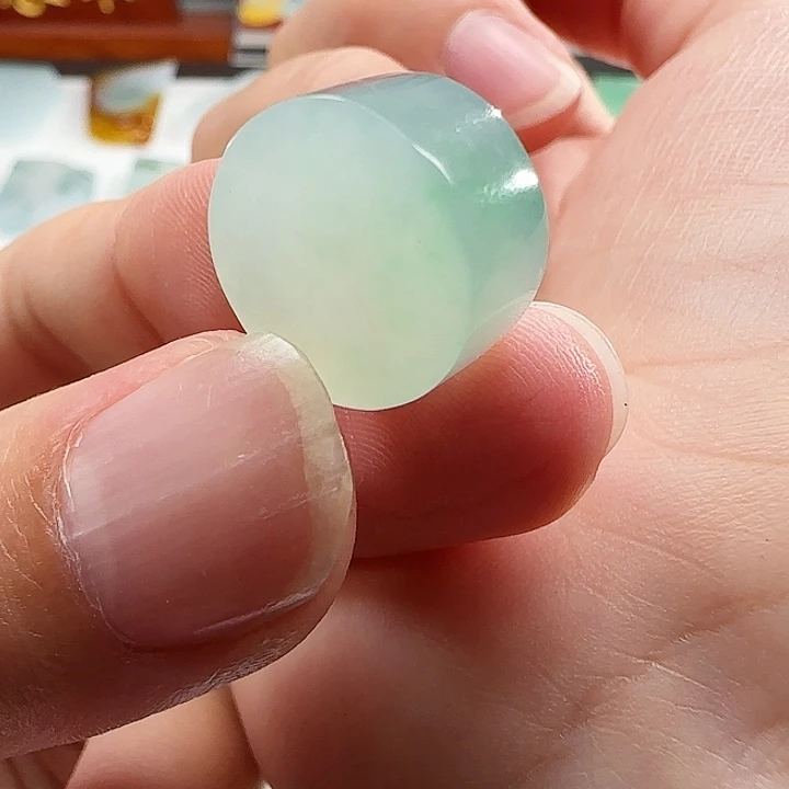 定制翡翠未镶嵌翡翠定制