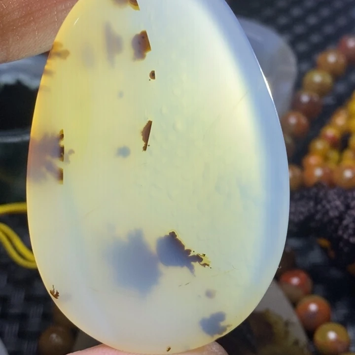 玛瑙/玉髓颈饰未镶嵌一****！