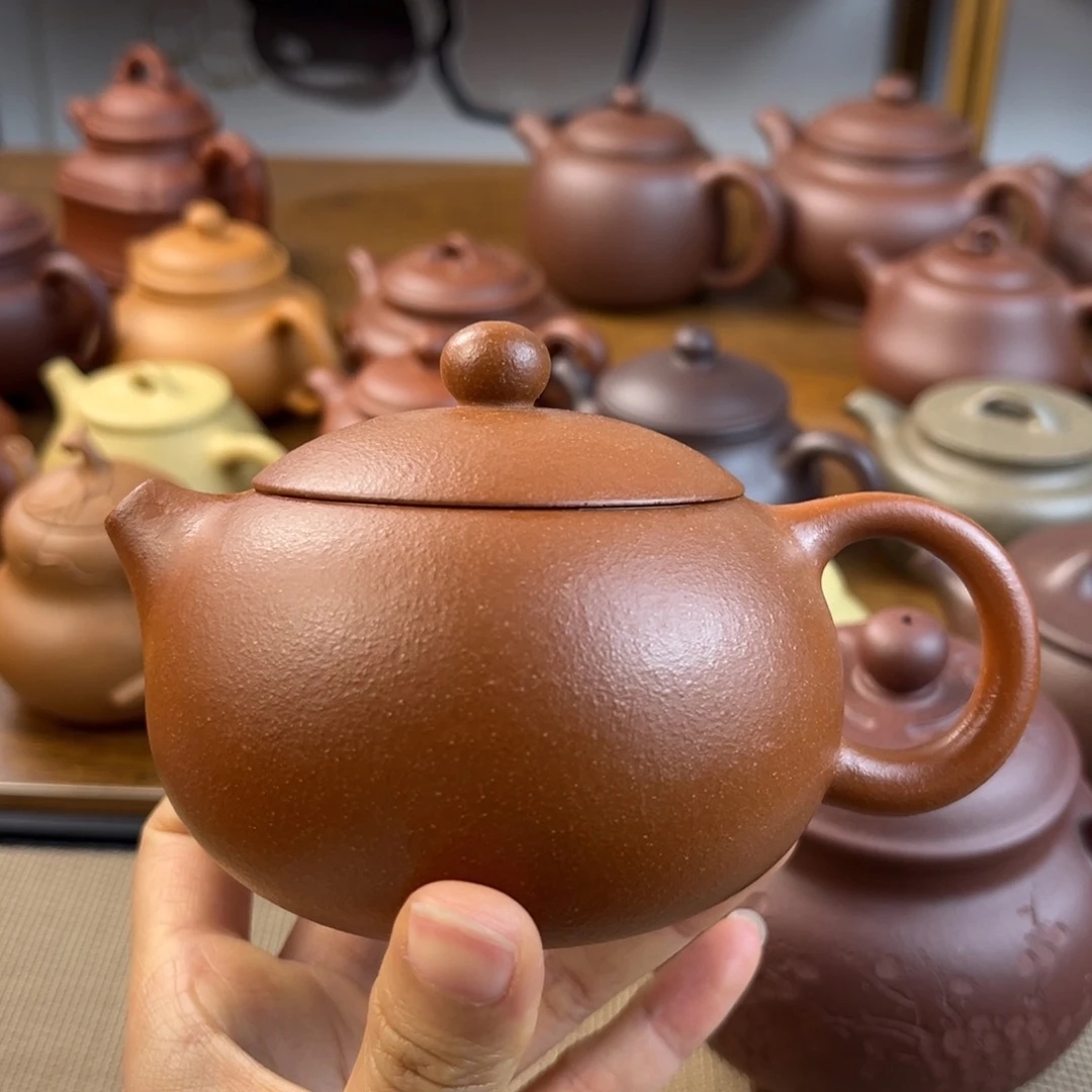 紫砂茶壶手工制作工艺精湛