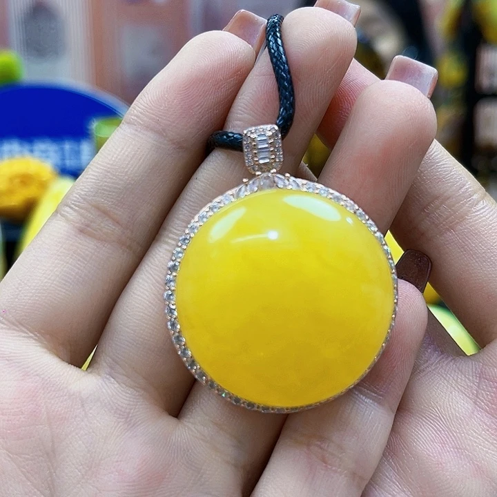 银S925镶嵌颈饰蜜蜡吊坠