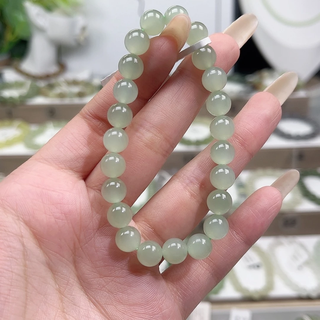 项***师和田玉未镶嵌手串