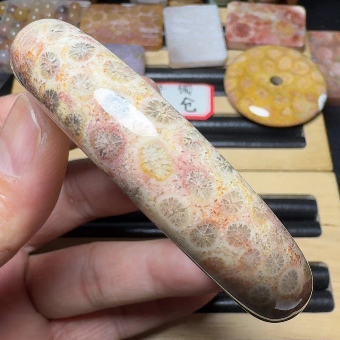 硅化玉纯天然色有机玉石未镶嵌58圈口