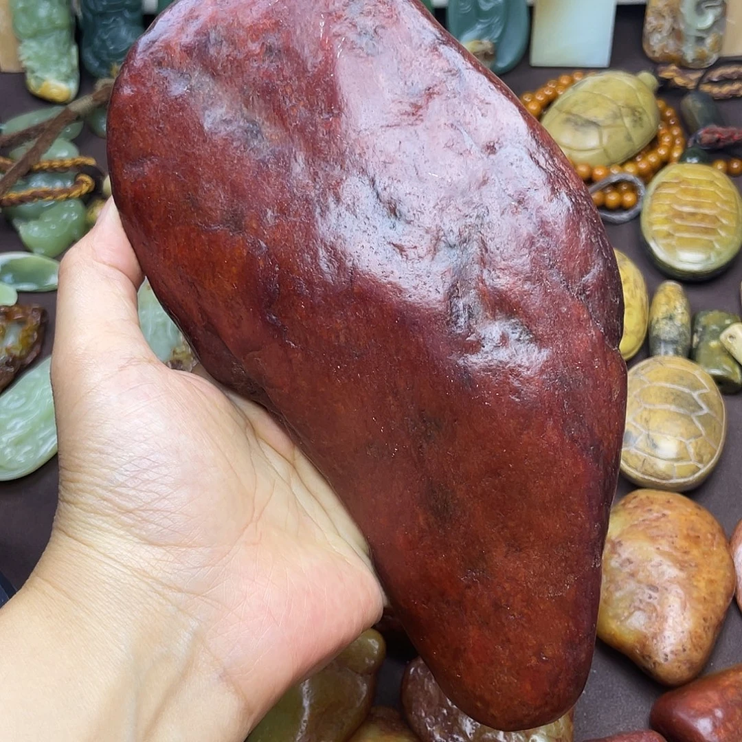 颈饰未镶嵌岫岩河磨玉（透闪石质玉）