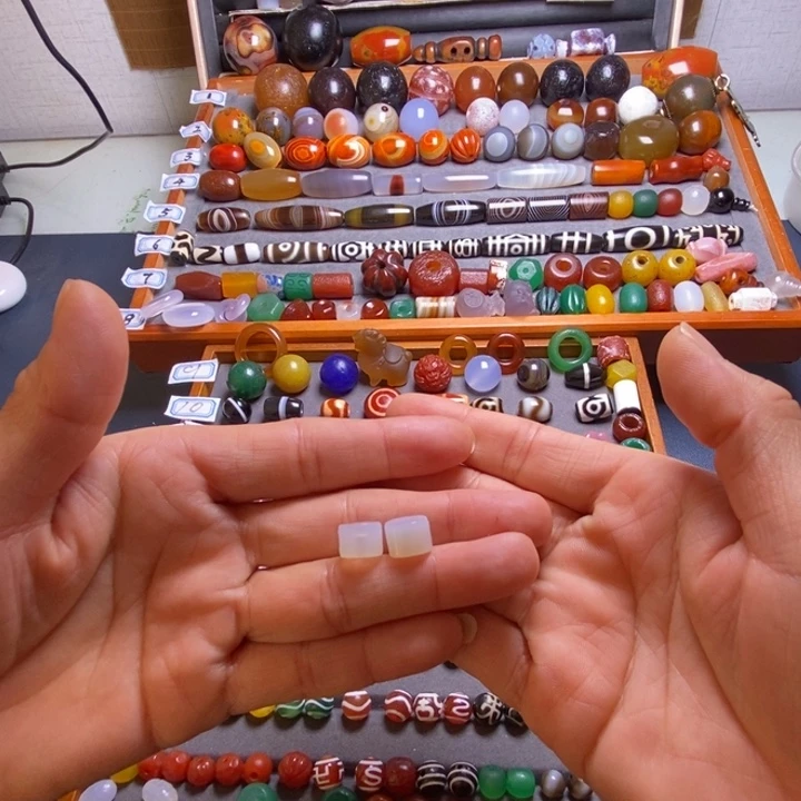 玛瑙/玉髓未镶嵌巴西玛瑙饰品桶珠